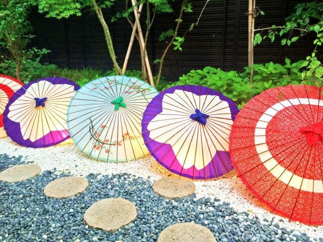 手作り和傘を通販で 美濃 岐阜県 の特産として知られているおしゃれな和傘の特徴と種類 あぶらや